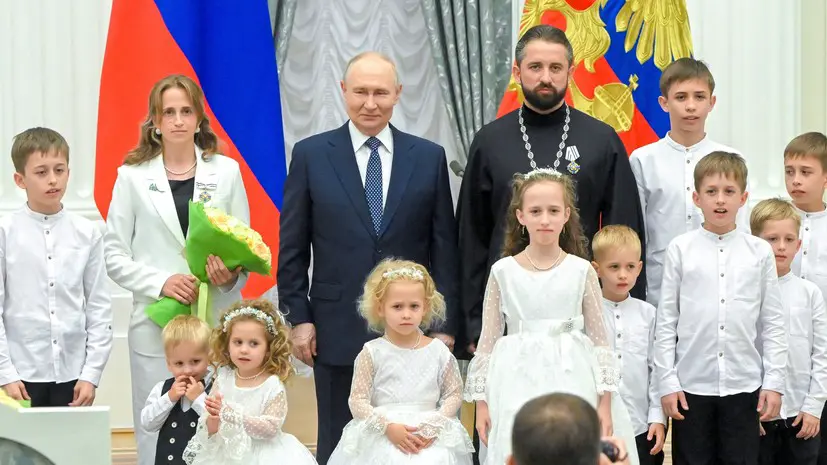 «Важнейшие вещи, которые объединяют наше общество»: Путин заявил о росте числа многодетных семей в России
