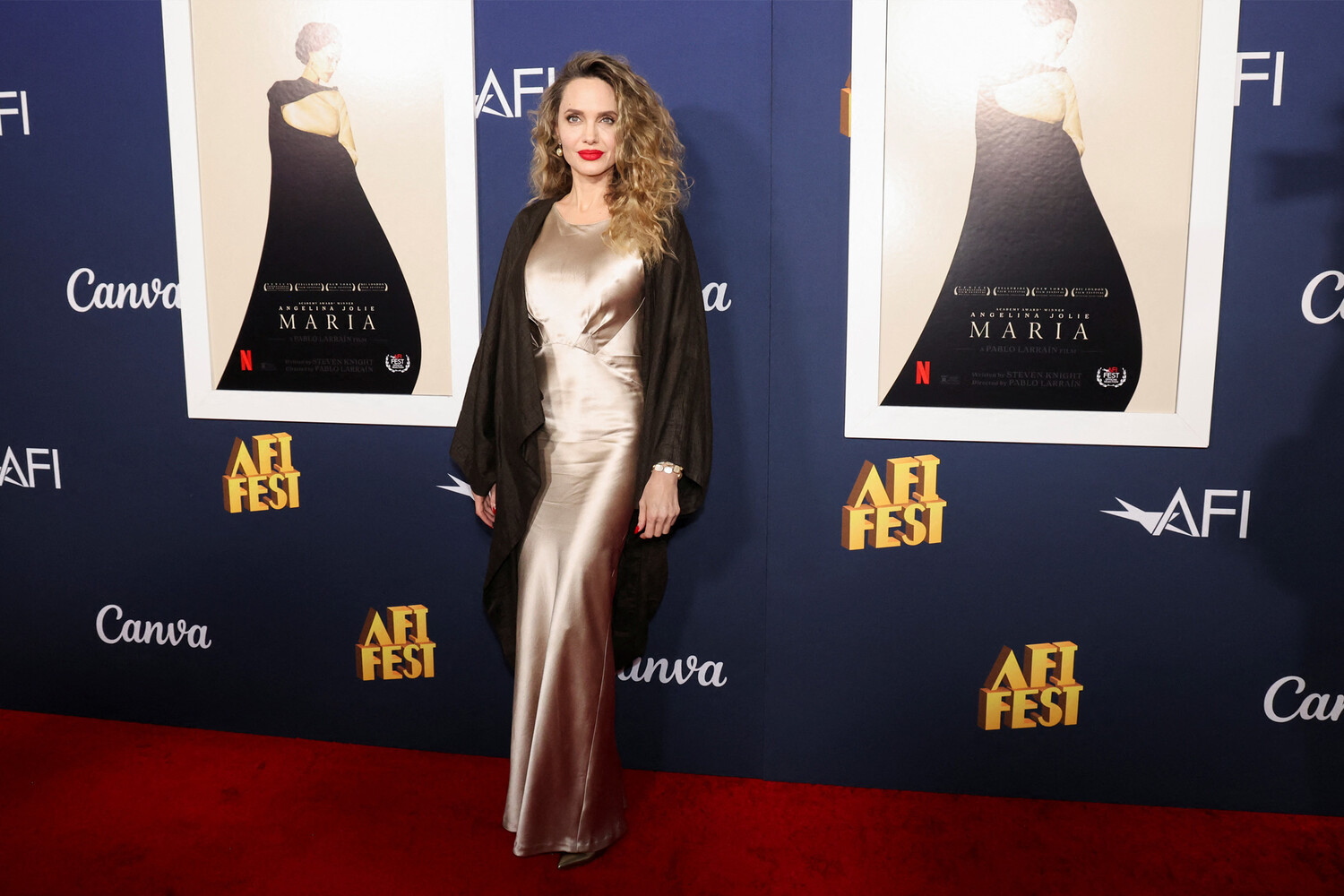 Анджелина Джоли удивила публику неожиданной сменой имиджа на премьере фильма 9799c485-73bd-4fc6-8760-66d6dd5dc3b6-67712b07