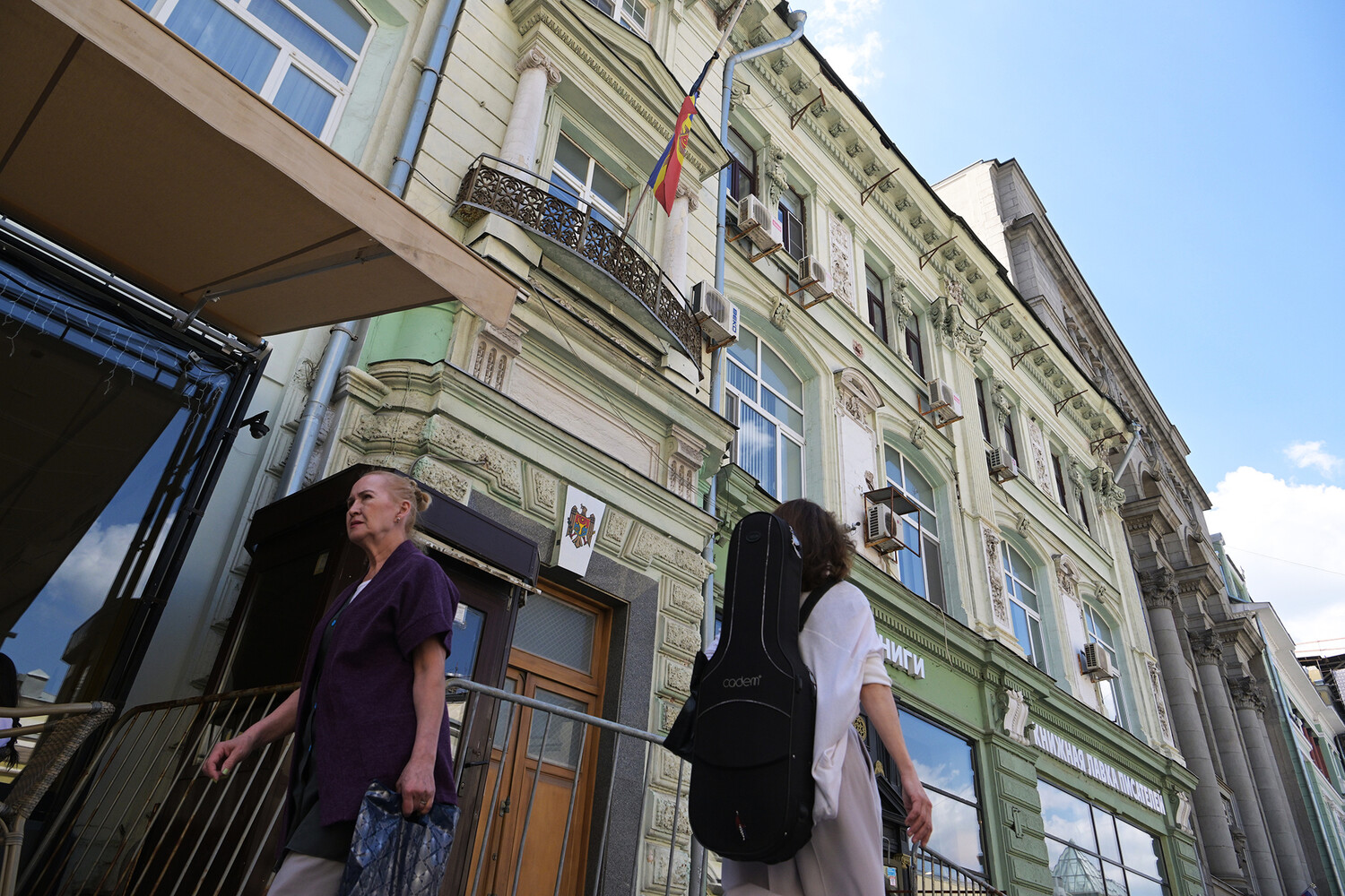 Молдавские избиратели в Москве проявляют высокую активность на президентских выборах d22030f1-7513-4ba5-a5be-134553ee2bde-6767df03