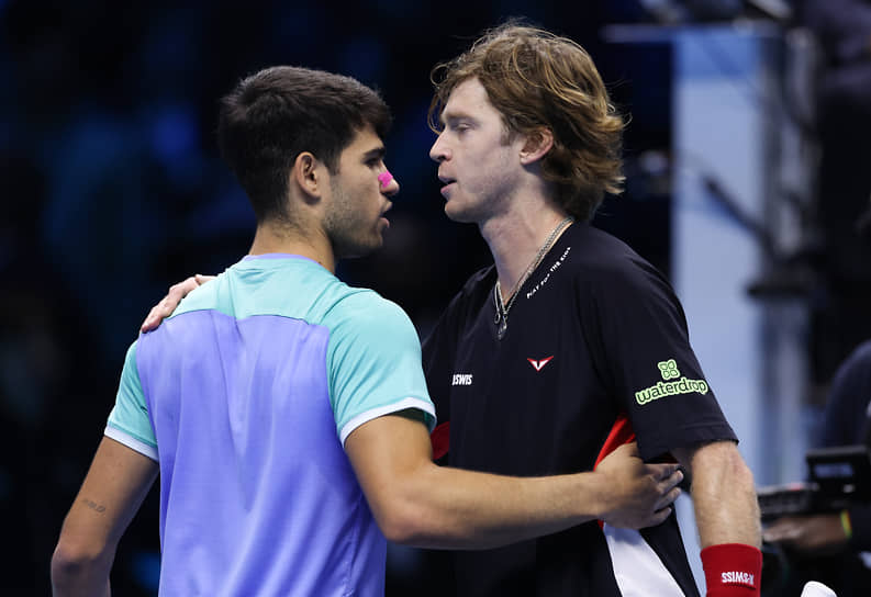 Драматичный матч в Турине: яркое противостояние на ATP Finals 1a1dc173-f649-49ca-9cd9-4a6e2d666600-67883d93