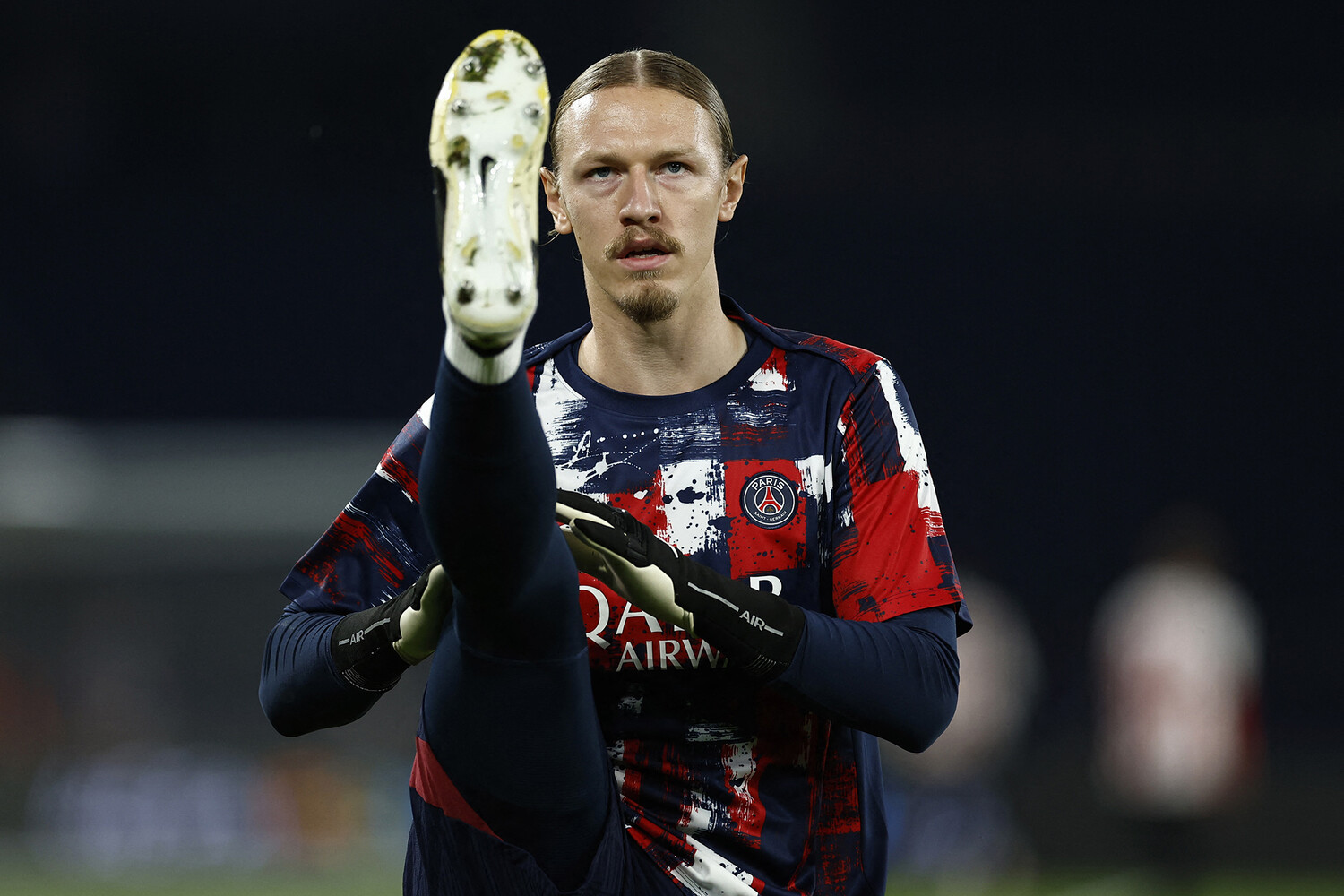 Перспективы российского вратаря Сафонова в «ПСЖ» оценил чемпион мира 1c45a7d7-a5c5-47a7-8e26-24a4cd8d2572-67951605