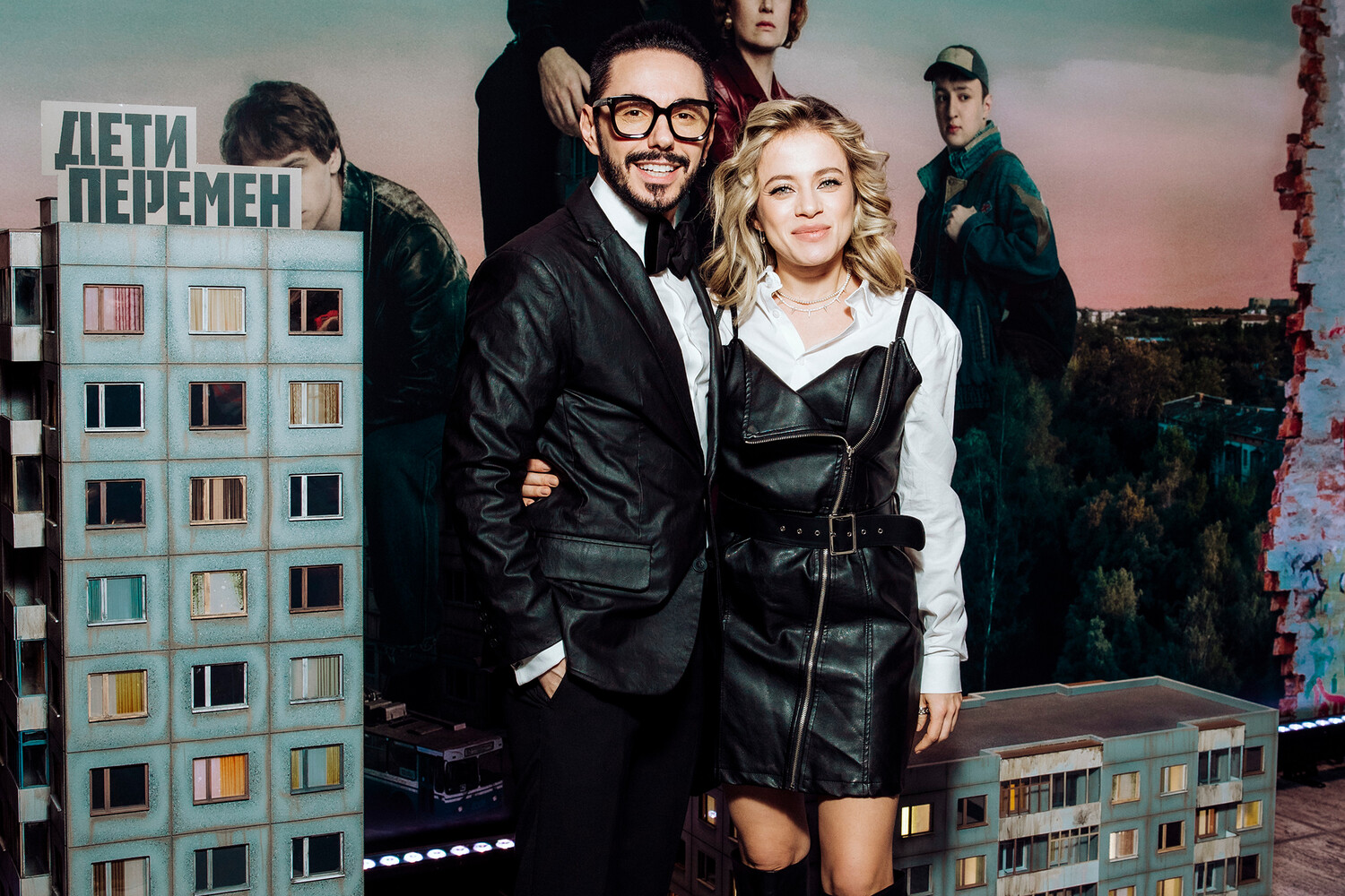 Звездная пара блистает на премьере нового сериала 2c002f7d-651a-4a32-b60e-9d9bd3cbd4a8-67925c6b