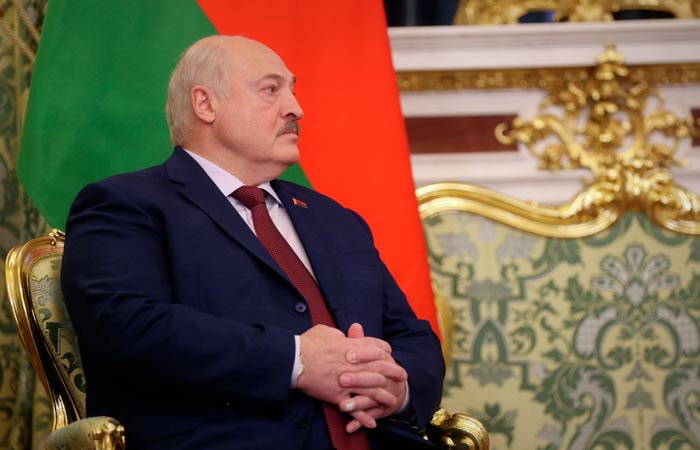 Лукашенко отверг предположения, что РФ собирается через Белоруссию нападать на Запад и на Украину