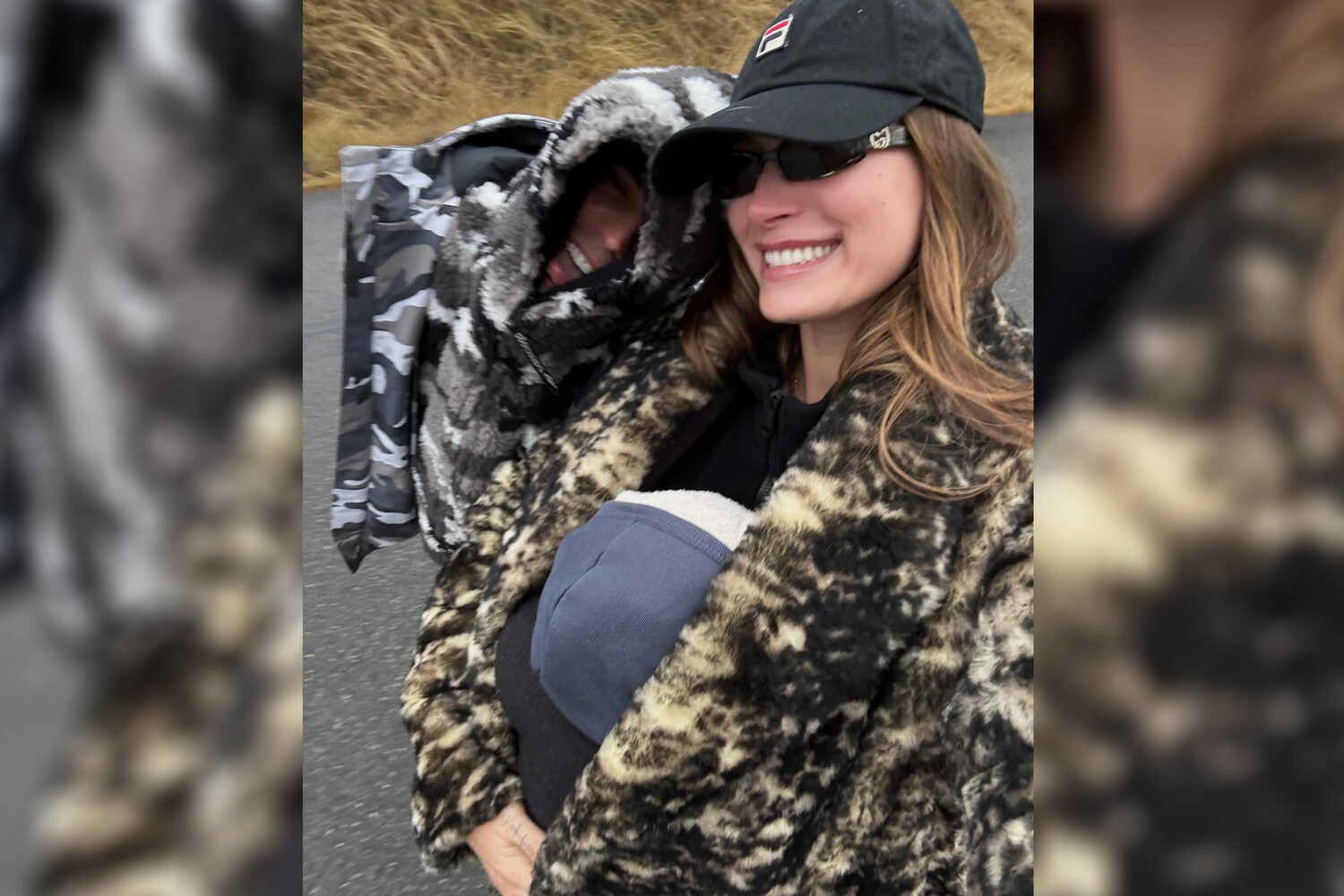 Счастливая семья: Джастин и Хейли Бибер наслаждаются прогулками с малышом 9bcb1601-47e9-46c6-b6be-b150a8c7d5a0-679e2142