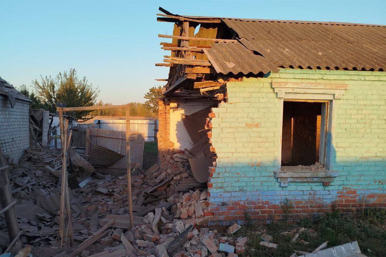 В Белгородской области зафиксированы последствия атак беспилотников b0b7deb6-2b5e-4eda-a021-b8dd16d98115-67839431