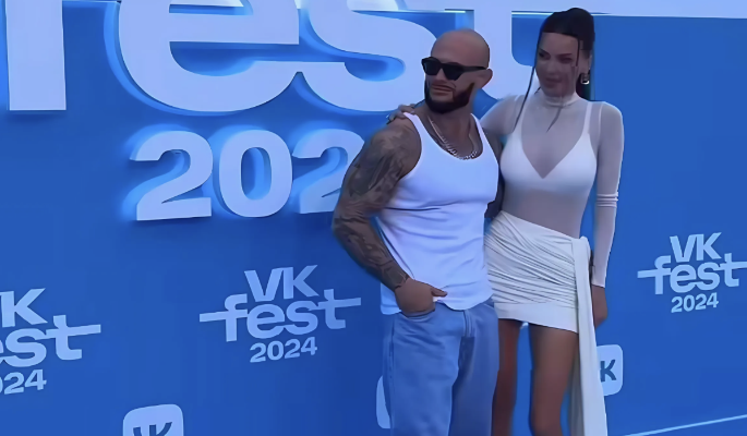 Самойлова оказалась в центре внимания на VK Fest: что произошло со звездой? 2b9b4a2f-d849-4fe8-86b7-b31fd53c375f-67bf7a95