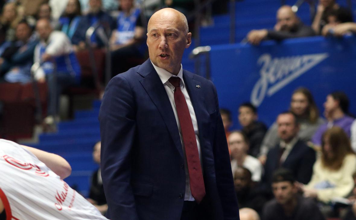 Трагическая судьба талантливого баскетболиста: последние дни Яниса Тиммы 706a7552-942e-44b8-ae67-ffa50f1c4631-67b4e26b