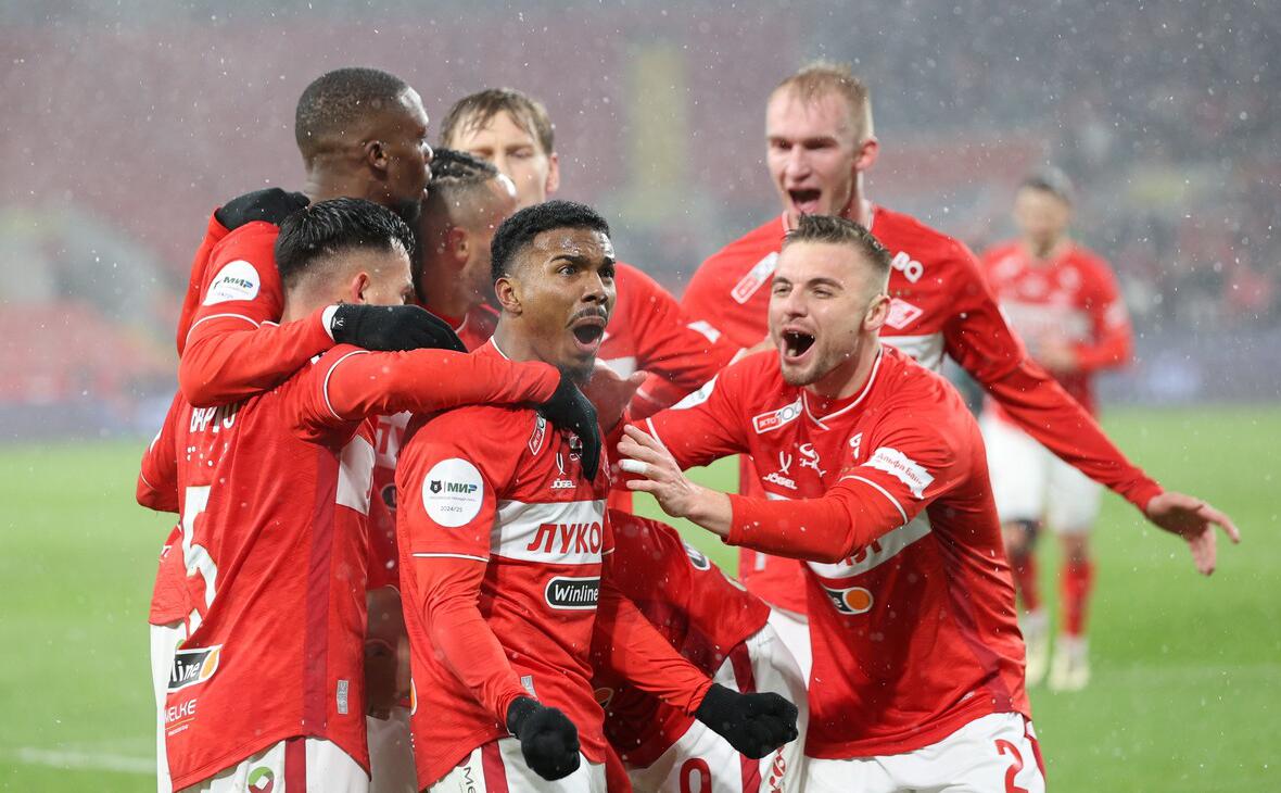 «Спартак» выбирает нового спортивного директора из числа зарубежных специалистов 819eef8a-8b30-4bf7-b877-a400cbde3211-67bdd4ab