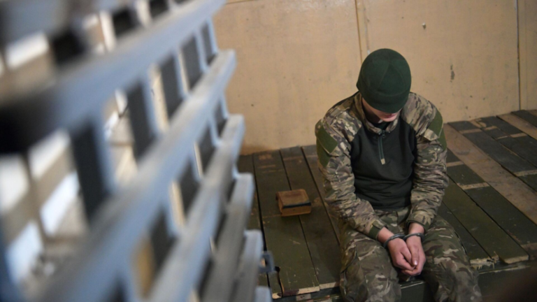 Военнопленный раскрыл детали атаки беспилотников по сдавшимся солдатам