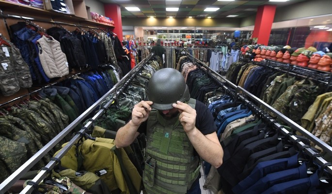 Мобилизация рынка: как продавцы ширпотреба пытаются нажиться на патриотах России