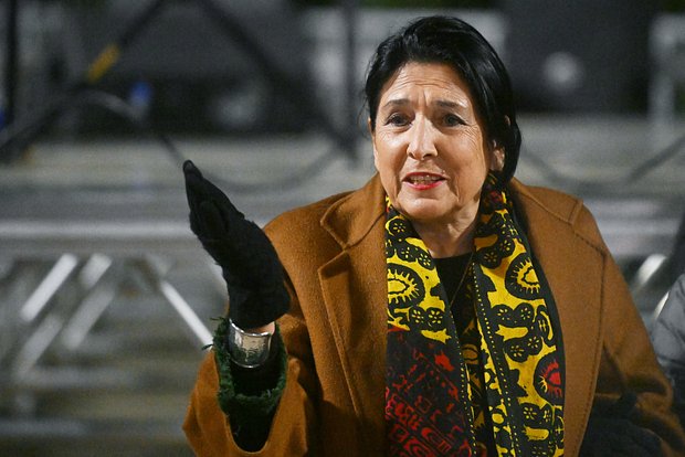 Президент Грузии присоединилась к народному шествию в Тбилиси cf3a313e-906d-47cd-aa6c-39a7cae51241-67c34b70