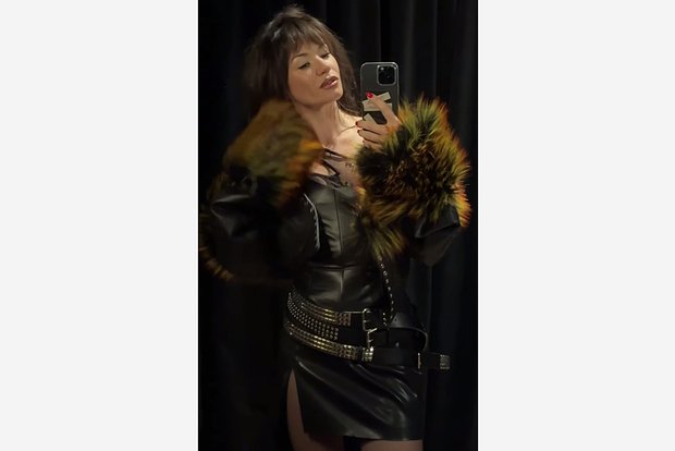 Ида Галич блистает на корпоративе в эффектном наряде d517a54b-773a-4ca4-aaa6-fa8d49190786-67b78f0f