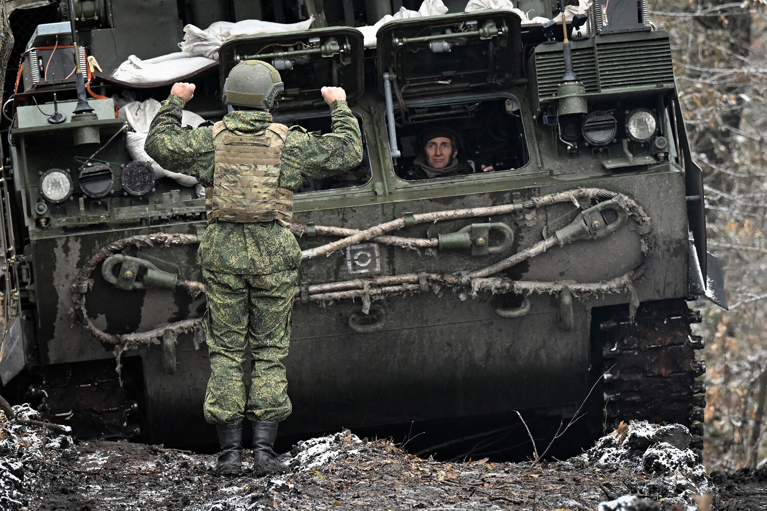 Значительное продвижение российских военных на стратегически важных направлениях eb2c7831-adbc-4ea9-87bb-34c0b5d74a2e-67ab2fa6