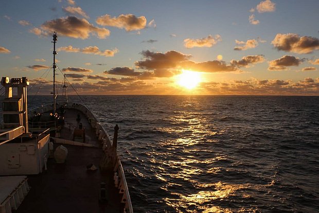 Сторонники теории плоской Земли совершили удивительное открытие в Антарктиде fda77162-be67-47f4-b684-5bf8f44a5fa0-67c0d171