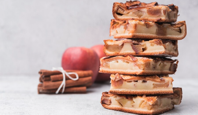 Яблочная шарлотка в мультиварке Современный взгляд на любимый десерт 166009f0-00a9-4c20-a5ed-ea0a413983fa-67dc9135