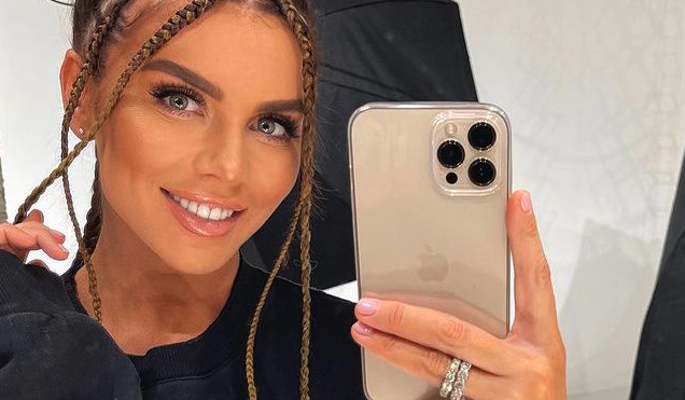 Седокова дает решительный отпор клеветникам и готовит судебный иск 64f5bbe5-31c7-4bcd-9663-23b920c5e57b-67d1b844