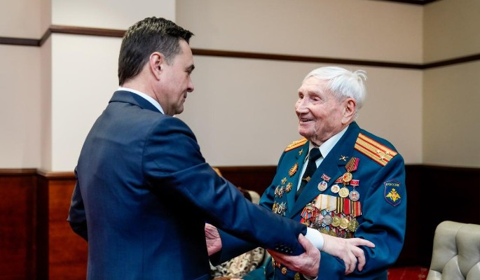 Героям войны вручили памятные награды в Подмосковье 72821584-003b-406a-a338-fde1527ec5dd-67ed9b6f