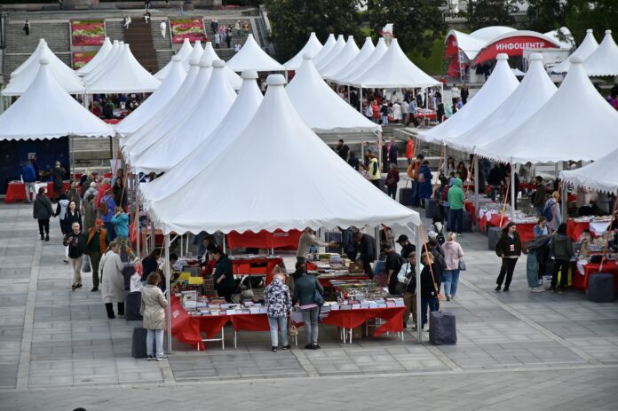 Новый импульс развития культурных проектов в Свердловской области 75b474eb-84f3-48cb-aee8-8060588f2caf-67e43095