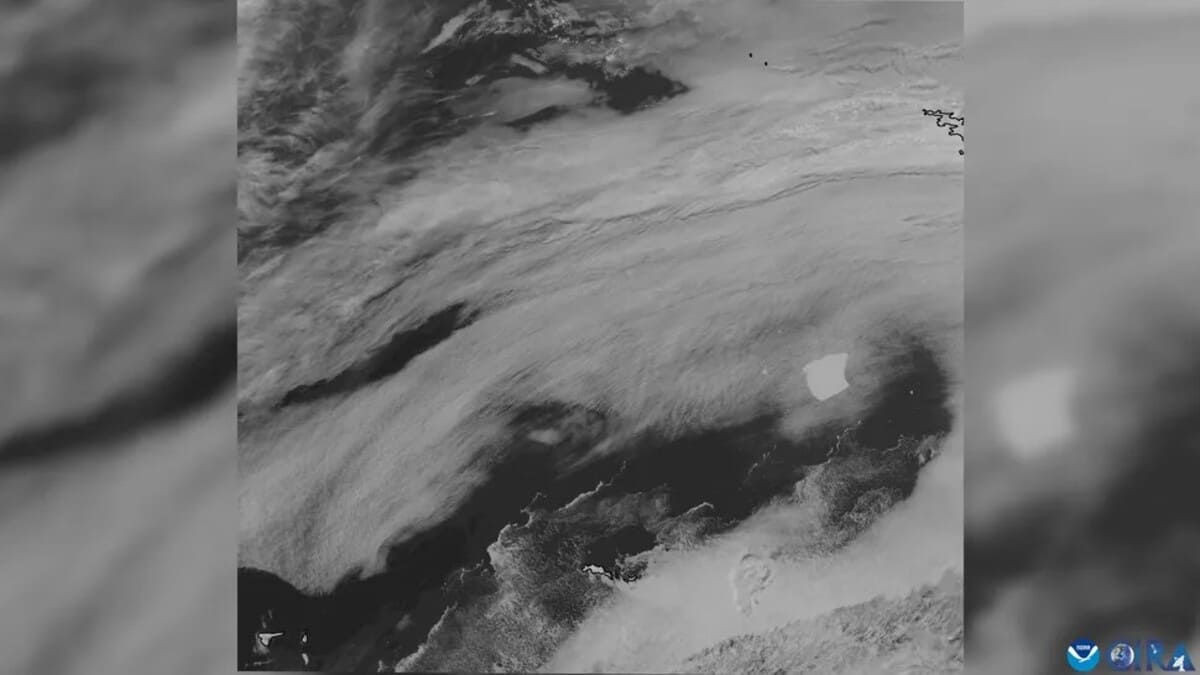 Гигантский айсберг движется к антарктическому острову обитания пингвинов b5be57ae-453d-44f3-932a-b28296ef1e26-67ed305b