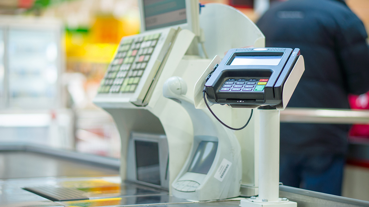 В Самарской области произошел необычный инцидент с участием пациента больницы EmptyCashDeskWithTerminalInSupermarket