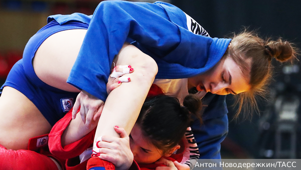 Российская чемпионка по самбо Посылкина вернулась в большой спорт e710bba1-a600-42ba-9841-e57b76b9a2a7-67e6d64f