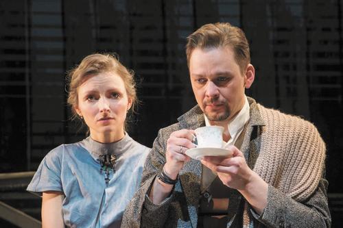 «Дама с собачкой» — импрессионизм на театральных подмостках 0741fa50-617a-4c56-ac98-528a6ea85bfd-6807ed53