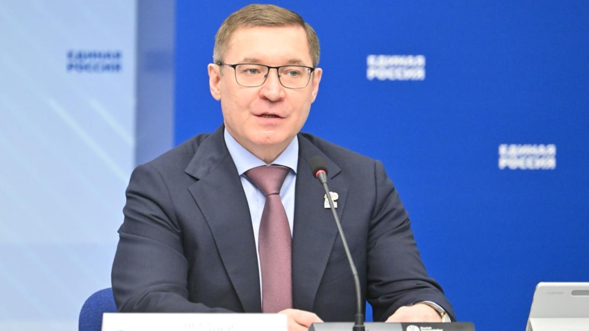 Масштабная трансформация школьного пространства России в преддверии юбилея Победы 2446fcad-9fb7-4b81-8b1c-cb7cd19b44c6-67f41e72