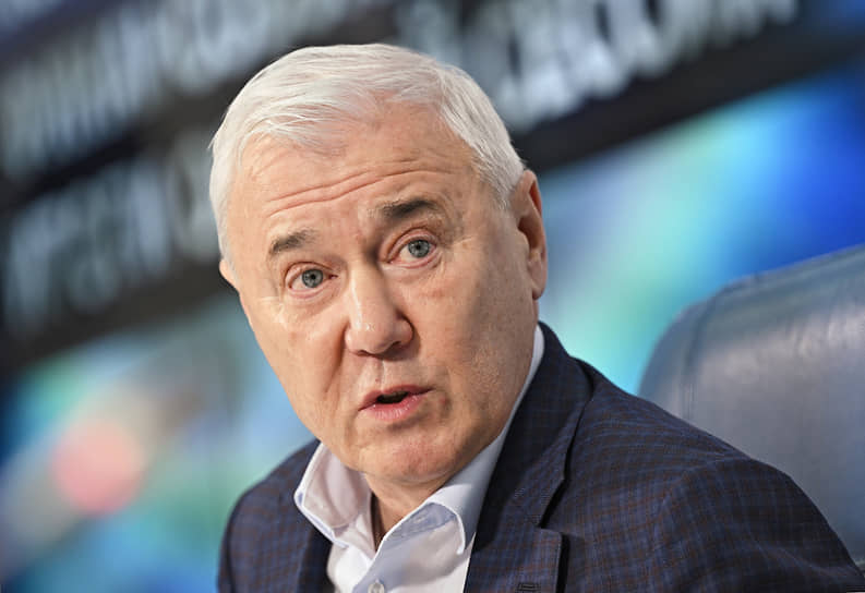 Аксаков спрогнозировал молниеносное возвращение Visa и Mastercard 3e1f0492-b0e0-403b-8a41-df60a78ff837-68065678