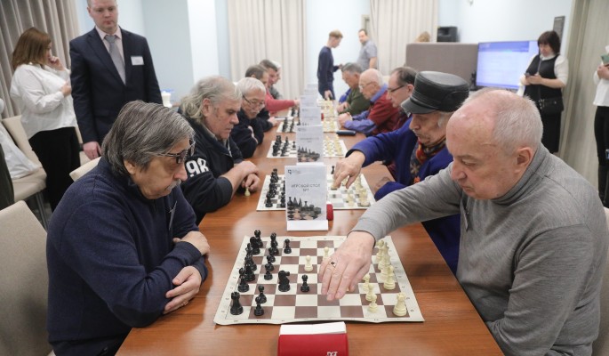 В районах Нагорный и Левобережный откроются центры долголетия