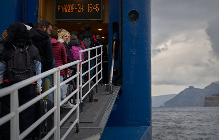 На Санторини проводится организованная эвакуация населения 6c2f2191-962c-41ed-a730-0431df26afe2-67f6bec6