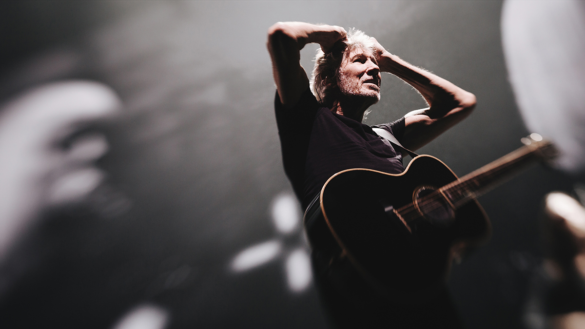 Роджер Уотерс из Pink Floyd вновь взорвет зал Совбеза ООН Saint-petersburgRussia-29August2018Ckk-RogerWaters