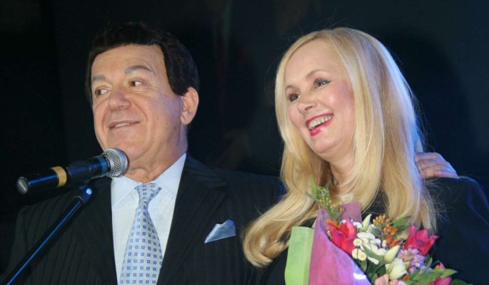 Скорая помощь не успела: посетительница скончалась подле могилы Кобзона