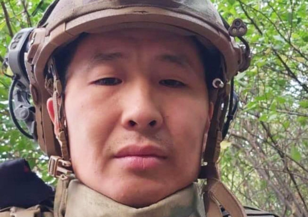 Якутский министр стал жертвой серьезного ранения в зоне СВО 9fee927d-98b0-4242-9d3b-2ba71c79bd98-67f39a2f