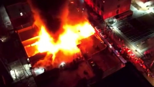 Крупный пожар произошел в элитном районе Нью-Йорка