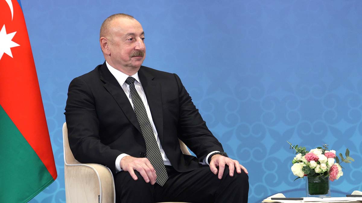 Неожиданный жест Азербайджана в сторону Украины шокировал международное сообщество e2f01394-4d36-4674-aa9b-8106727a0ddf-67f6c318