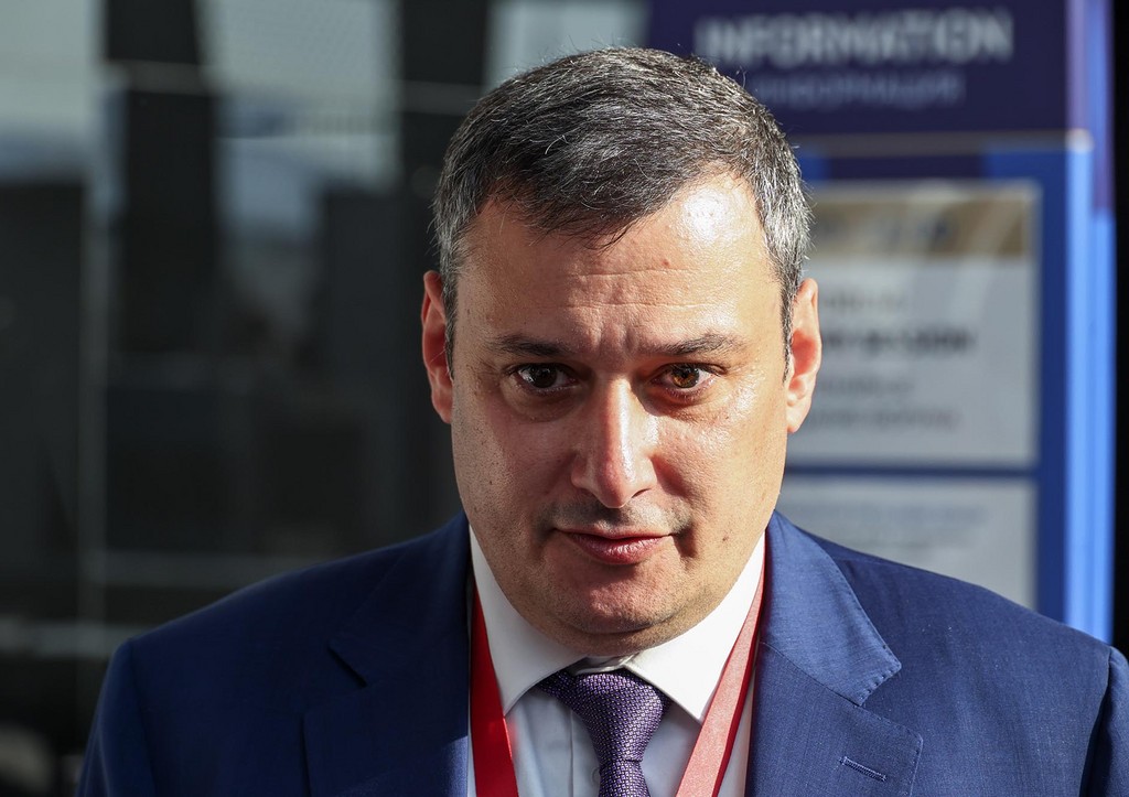 Александр Хинштейн