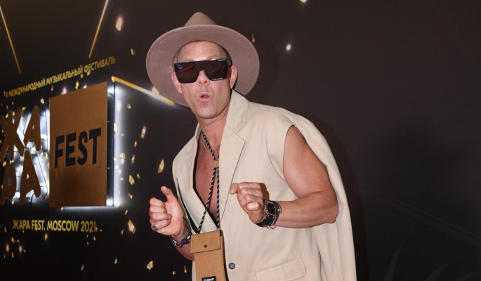 mitya fomin podelilsya mechtoj o schastlivom otczovstve-fabrec-ru-174029818500-0