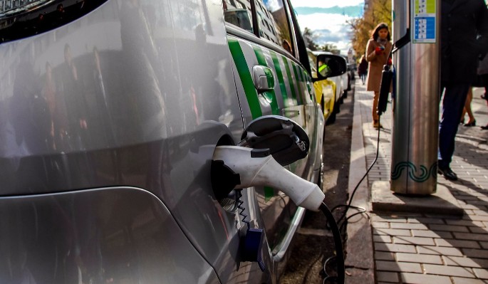 В Москве работают уже 124 зарядные станции для электромобилей