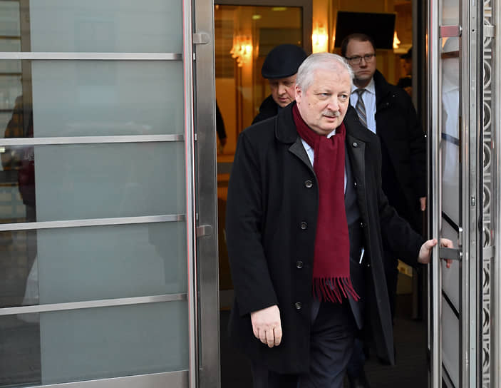 США поддержали назначение Александра Дарчиева послом России-0