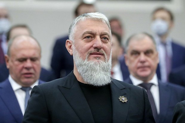 В Чечне заявили о готовности разгромить сообщников «евроичкерийцев» и ЛГБТ-сообщества v chechne zayavili o gotovnosti razgromit soobshhnikov evroichkerijczev i lgbtsoobshhestva-fabrec-ru-174068952000-0