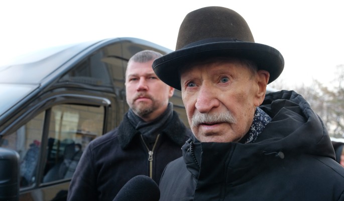 93-летний Иван Краско делится радостью общения с близкими 93letnij ivan krasko delitsya radostyu obshheniya s blizkimi-fabrec-ru-174176581400-0