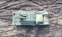 Битва за Гуево и захваченный Т-80У ВС РФ против Abrams и спецназа Анвар bitva za guevo i zahvachennyj t80u vs rf protiv i specznaza anvar-fabrec-ru-174340190200-0