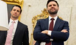 Дональд Трамп и Джей Ди Вэнс укрепляют сотрудничество США с Гренландией и Данией donald tramp i dzhej di vens ukreplyayut sotrudnichestvo ssha s grenlandiej i daniej-fabrec-ru-174301767000-0