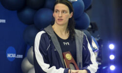 Дональд Трамп поддержал реформу NCAA после успехов Лии Томас в Пенсильванском университете donald tramp podderzhal reformu posle uspehov lii tomas v pensilvanskom universitete-fabrec-ru-174246418800-0