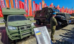 Иван и Александр рискуют в зоне СВО спасая фронтовую технику ivan i aleksandr riskuyut v zone svo spasaya frontovuyu tehniku-fabrec-ru-174323194100-0