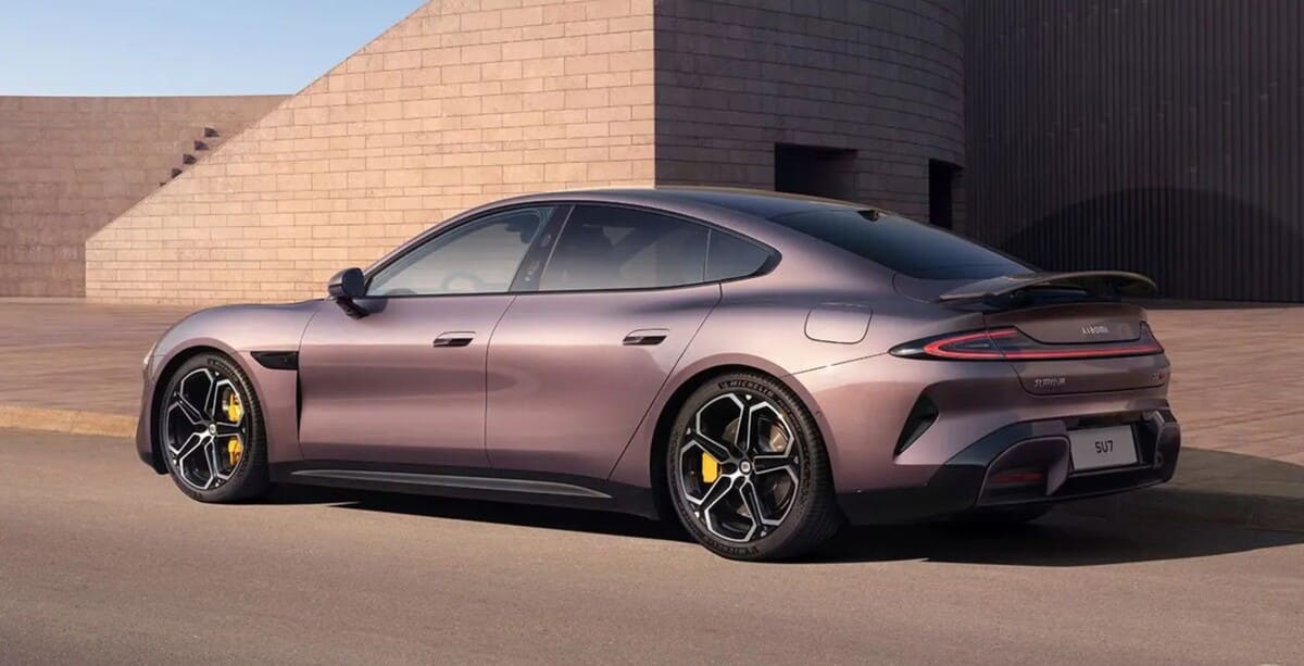 Китайский электромобиль Xiaomi SU7 лидирует в гонке продаж kitajskij elektromobil 7 lidiruet v gonke prodazh-fabrec-ru-174123548700-0