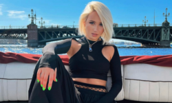 Клава Кока и Алана Мамаева разожгли страсти на шоу Звезды в джунглях klava koka i alana mamaeva razozhgli strasti na shou zvezdy v dzhunglyah-fabrec-ru-174323021500-0