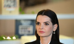 konstantin kosachyov o podderzhke evgenii guczul i situaczii v gagauzii-fabrec-ru-174322293900-0