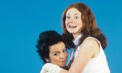 Лена Катина и Юля Волкова из Тату рассказали о поддержке ЛГБТ-артистов lena katina i yulya volkova iz tatu rasskazali o podderzhke lgbtartistov-fabrec-ru-174287989100-0