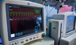 Мария Ковальчук найдена без сознания в клинике Дубая Тайна исчезновения пересекается с делом Любови Успенской Перинатальный центр городской клинической больницы №67 имени Ворохобова